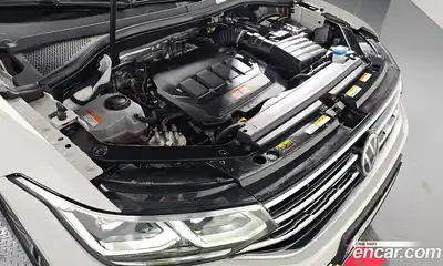 Volkswagen Tiguan 2023 2.0 Автомат в Москве № 168639, миниатюра 11