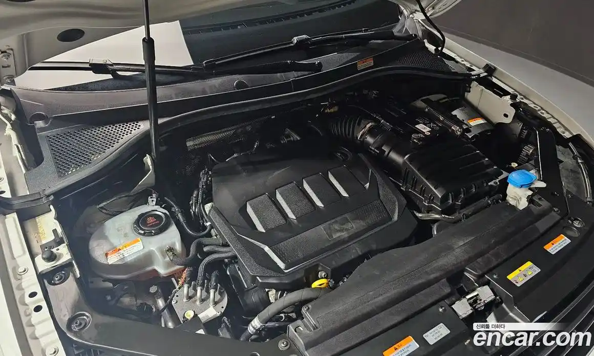 Volkswagen Tiguan 2022 2.0 Автомат в Москве № 168787, фото 6