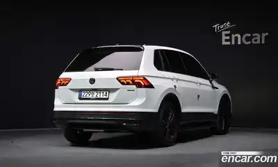 Volkswagen Tiguan 2023 2.0 Автомат в Москве № 168833, миниатюра 6