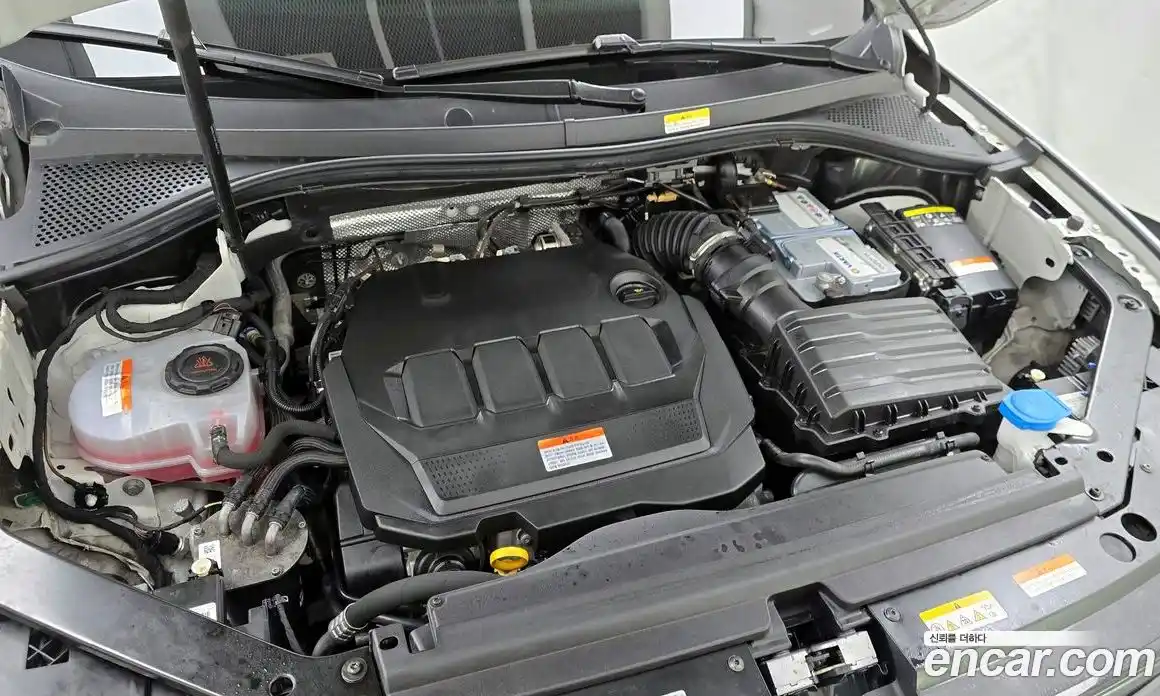 Volkswagen Tiguan 2023 2.0 Автомат в Москве № 168833, фото 8