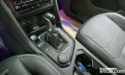 Volkswagen Tiguan 2023 2.0 Автомат в Москве № 168833, миниатюра 9