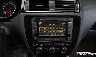 Volkswagen Jetta 2015 2.0 Автомат в Москве № 169017, миниатюра 12