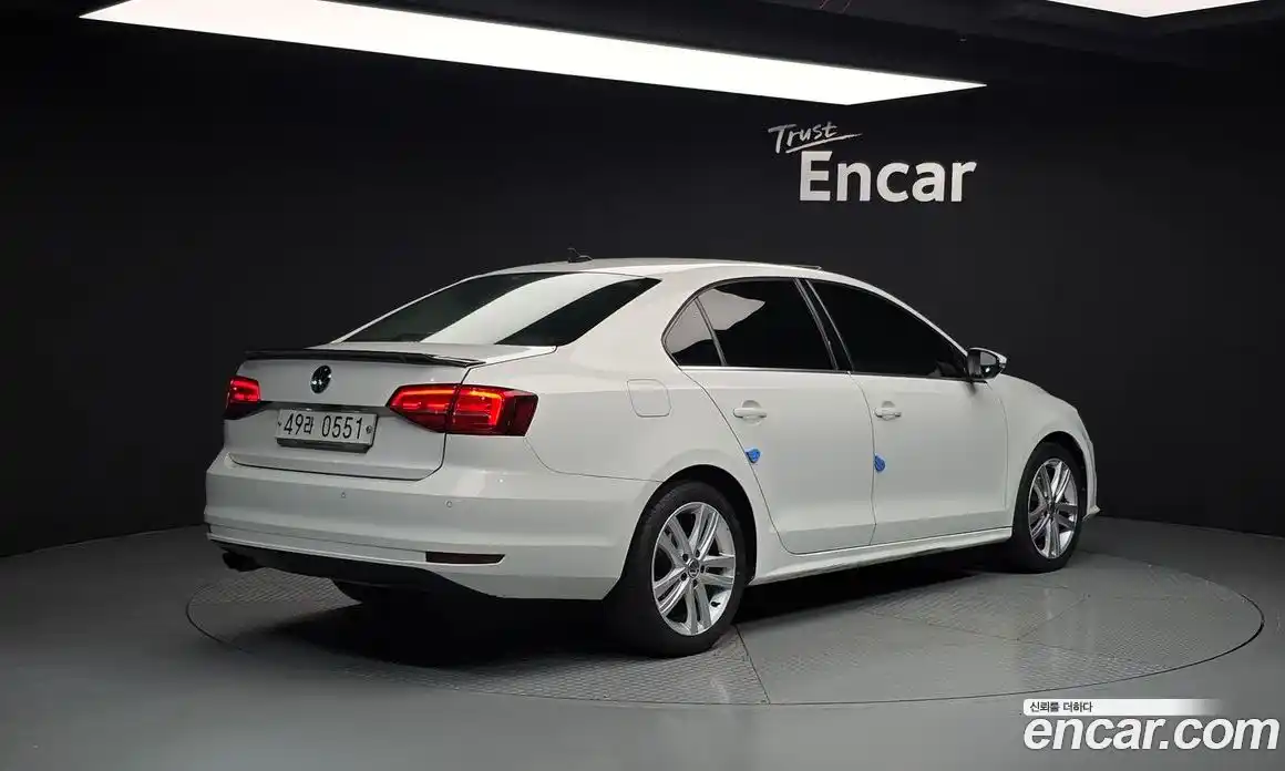 Volkswagen Jetta 2015 2.0 Автомат в Москве № 169017, фото 14