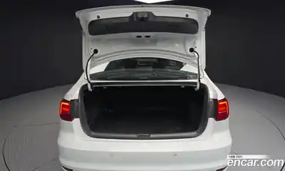 Volkswagen Jetta 2015 2.0 Автомат в Москве № 169017, миниатюра 3