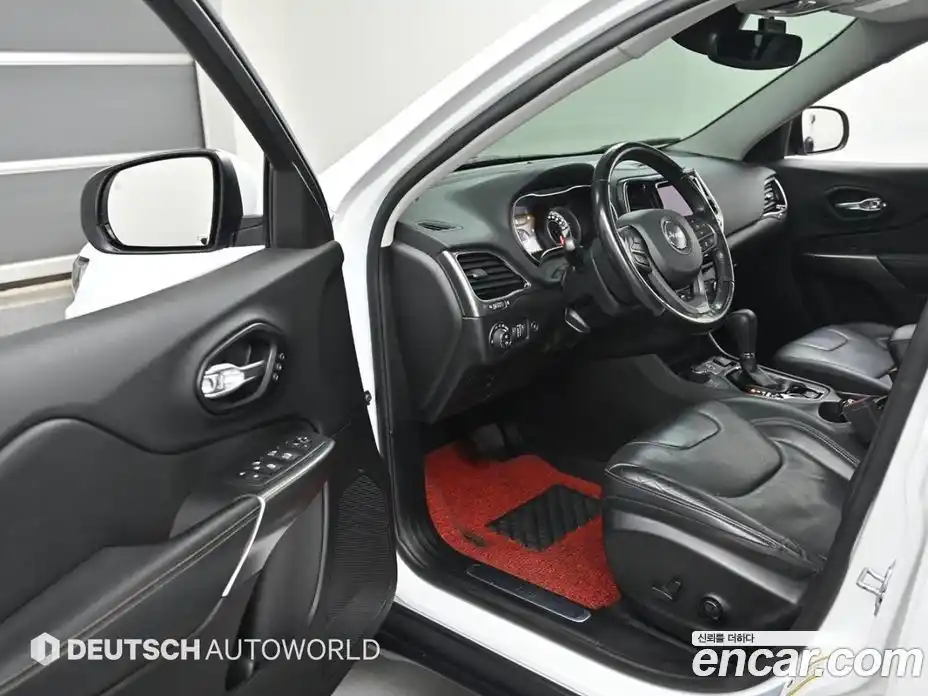 Jeep Cherokee 2020 2.4 Автомат в Москве № 169977, фото 11