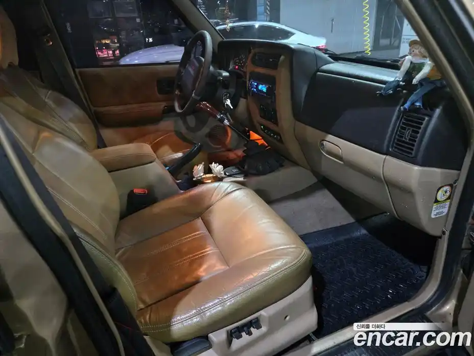 Jeep Cherokee 1999 2.5 Механическая в Москве № 170109, фото 15