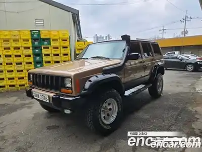 Jeep Cherokee 1999 2.5 Механическая в Москве № 170109, миниатюра 5