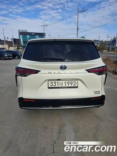 Toyota Sienna 2021 2.5 Автомат в Москве № 170342, миниатюра 6