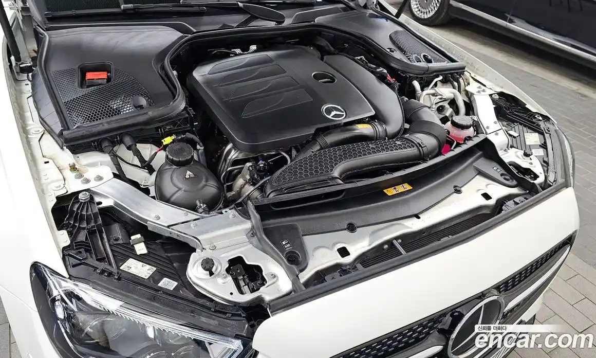 Mercedes-Benz E-Class 2023 2.0 Автомат в Москве № 177933, фото 17