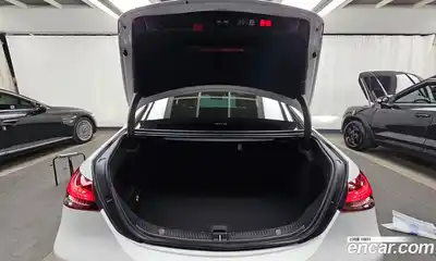 Mercedes-Benz E-Class 2023 2.0 Автомат в Москве № 177933, миниатюра 2