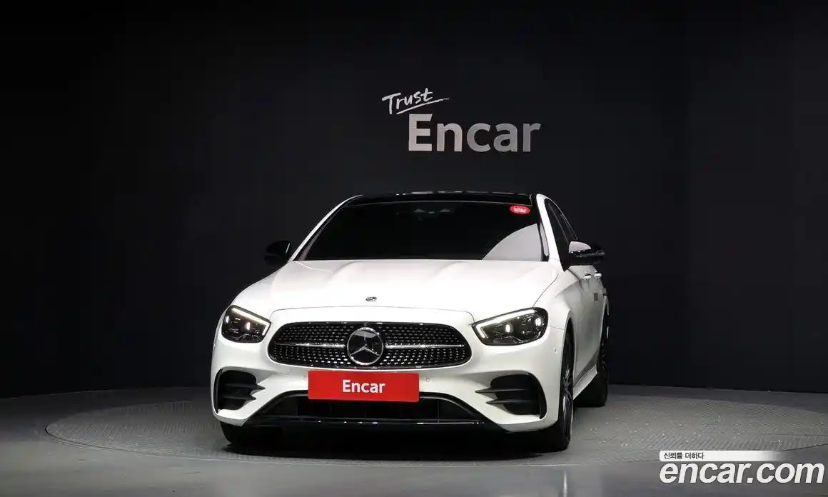 Mercedes-Benz E-Class 2023 2.0 Автомат в Москве № 177933, фото 3