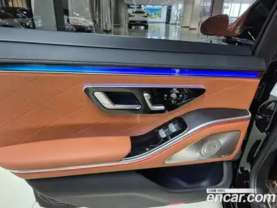 Mercedes-Benz S-Class 2023 3.0 Автомат в Москве № 178568, миниатюра 10