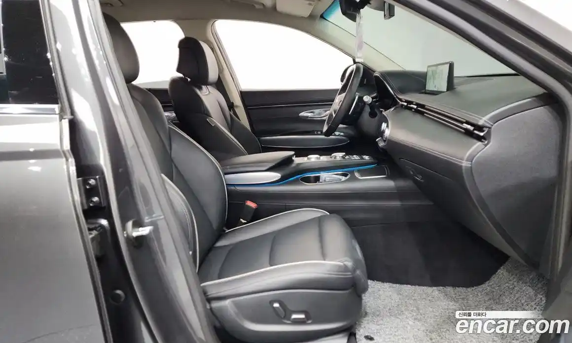 Genesis GV70 2022 2.5 Автомат в Москве № 17885, фото 6