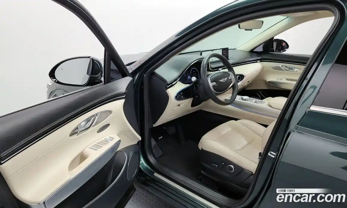 Genesis GV70 2023 2.5 Автомат в Москве № 18479, фото 4