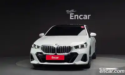 BMW 5-Series 2025 2.0 Автомат в Москве № 186911, миниатюра 3