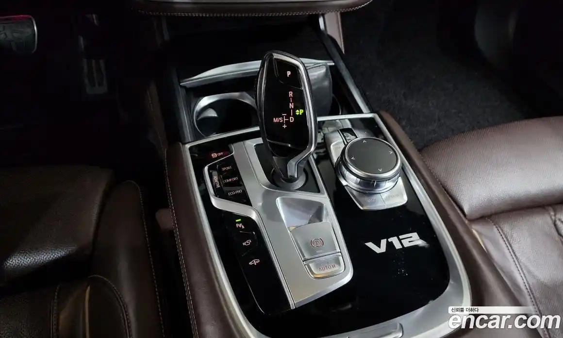 BMW 7-Series 2017 6.6 Автомат в Москве № 192712, фото 11