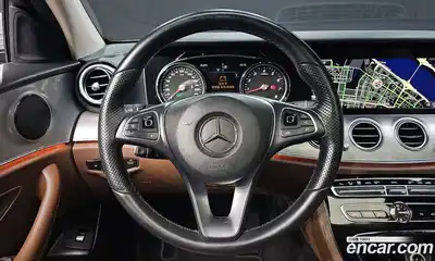 Mercedes-Benz E-Class 2018 2.0 Автомат в Москве № 192953, миниатюра 11