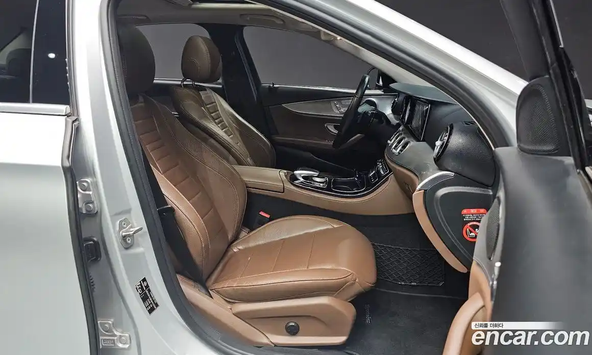 Mercedes-Benz E-Class 2018 2.0 Автомат в Москве № 192953, фото 6