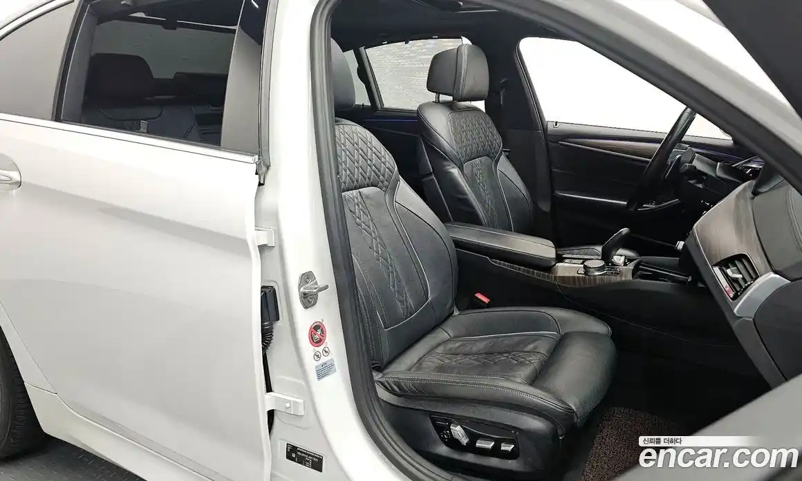 BMW 5-Series 2018 2.0 Автомат в Москве № 193232, фото 12