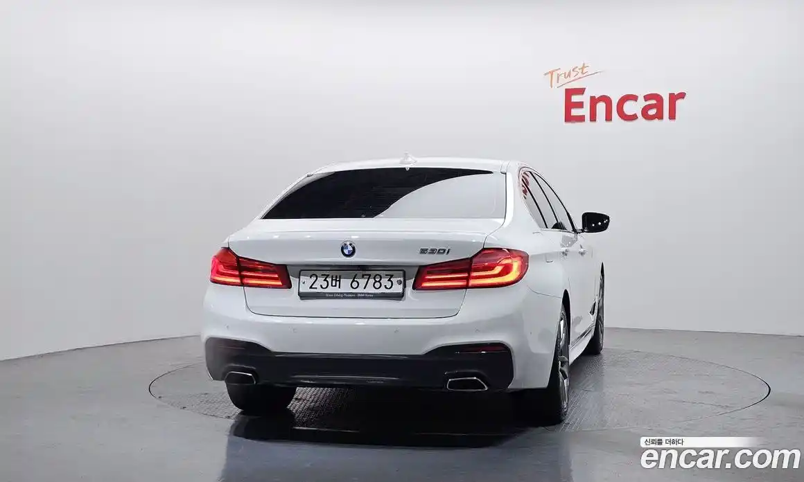 BMW 5-Series 2018 2.0 Автомат в Москве № 193232, фото 19