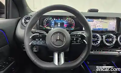 Mercedes-Benz GLA-Class 2025 2.0 Автомат в Москве № 193583, миниатюра 3