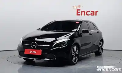 Mercedes-Benz A-Class 2018 1.6 Автомат в Москве № 194107, миниатюра 3