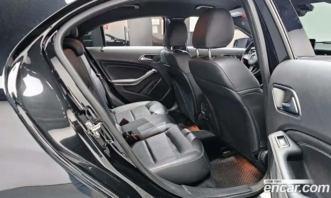 Mercedes-Benz A-Class 2018 1.6 Автомат в Москве № 194107, фото 5