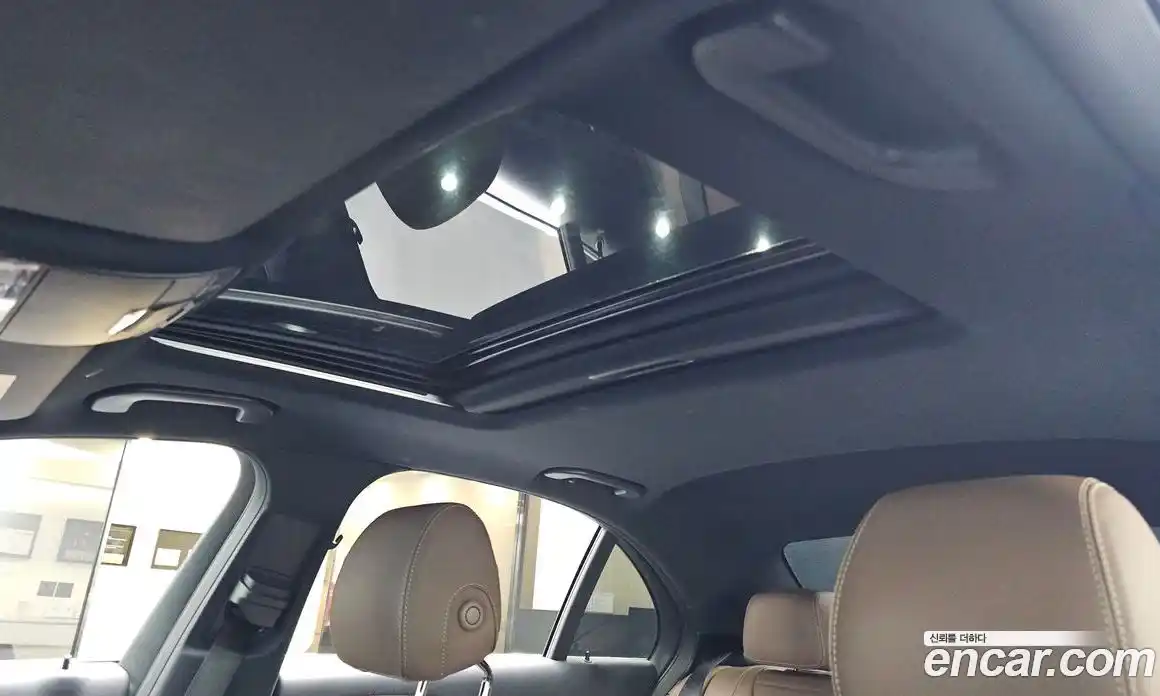 Mercedes-Benz E-Class 2022 2.0 Автомат в Москве № 194908, фото 16