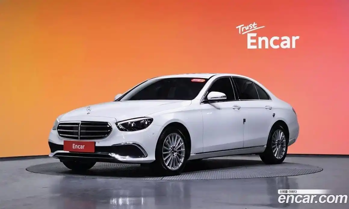 Mercedes-Benz E-Class 2022 2.0 Автомат в Москве № 194908, фото 18