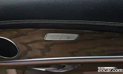 Mercedes-Benz E-Class 2022 2.0 Автомат в Москве № 194908, миниатюра 2