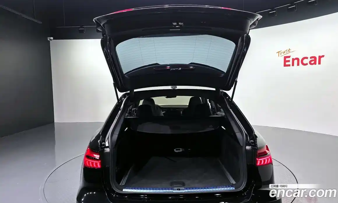 Audi RS6 2025 4.0 Автомат в Москве № 195875, фото 17