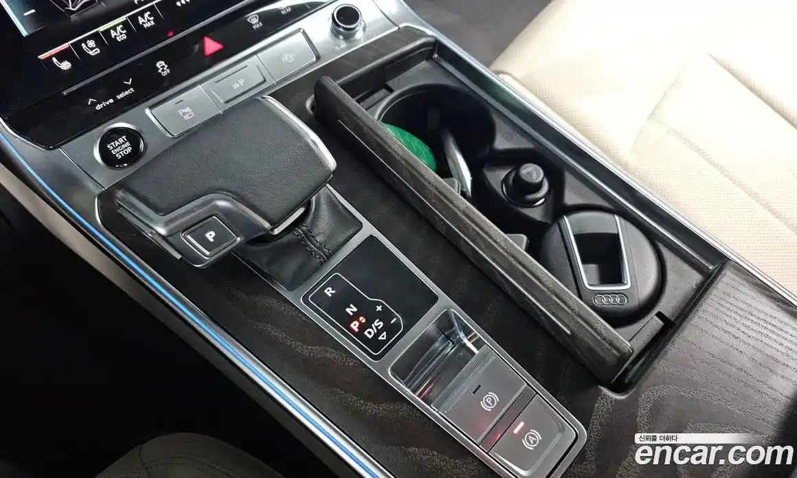 Audi A6 2023 2.0 Автомат в Москве № 196080, фото 13