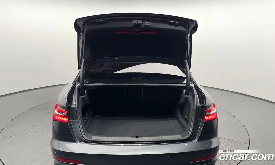 Audi A6 2023 2.0 Автомат в Москве № 196080, фото 15