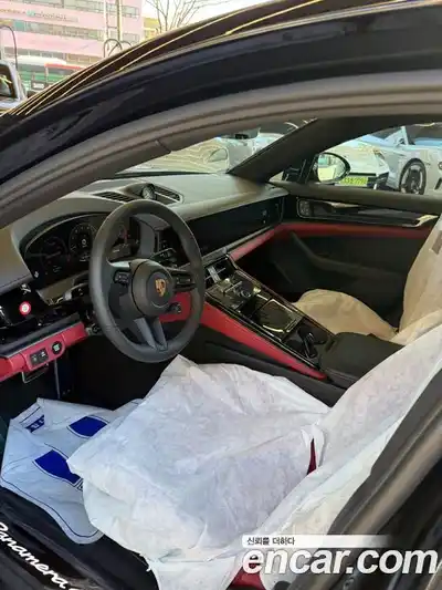 Porsche Panamera 2025 3.0 Автомат в Москве № 197734, миниатюра 3