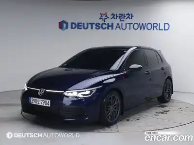 Volkswagen Golf, 2022