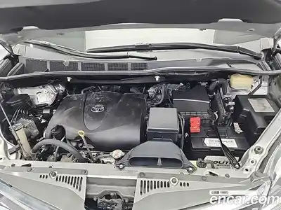 Toyota Sienna 2018 3.5 Автомат в Москве № 199659, миниатюра 5