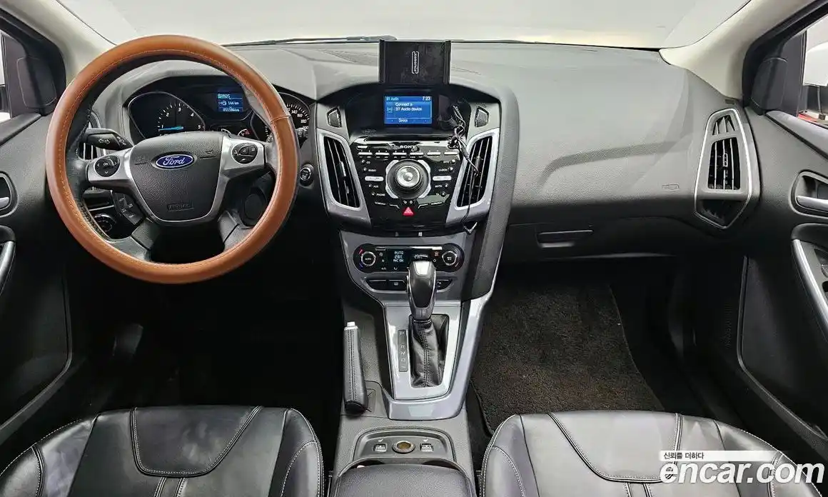 Ford Focus 2015 2.0 Автомат в Москве № 199733, фото 15