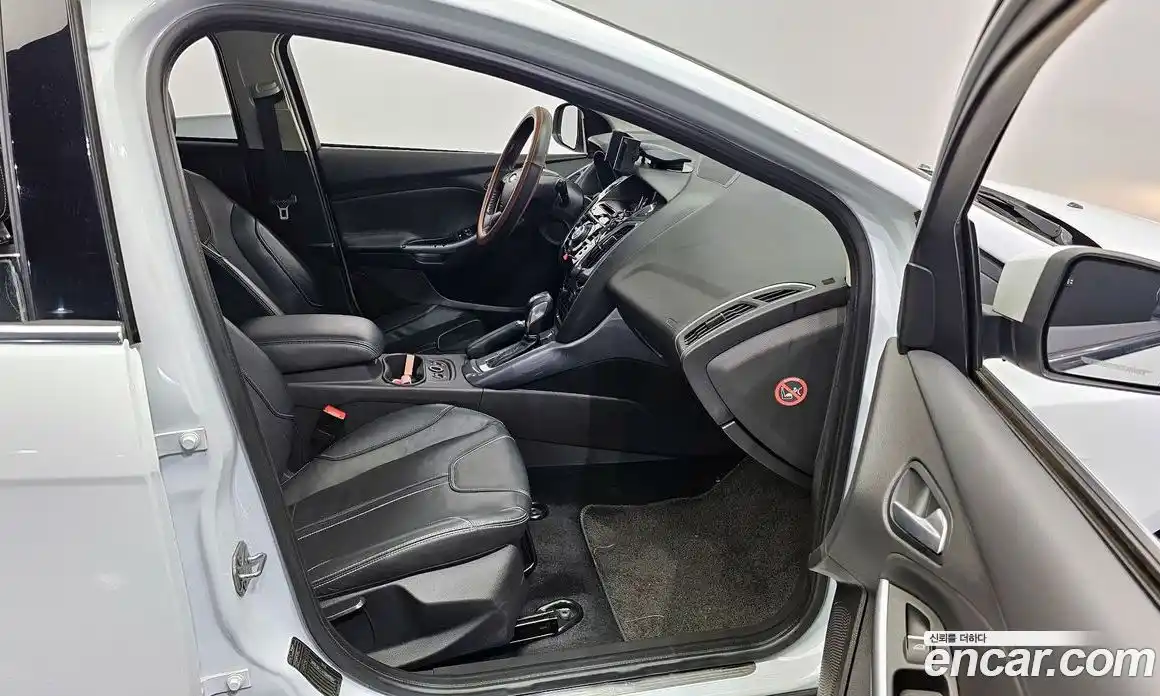 Ford Focus 2015 2.0 Автомат в Москве № 199733, фото 7