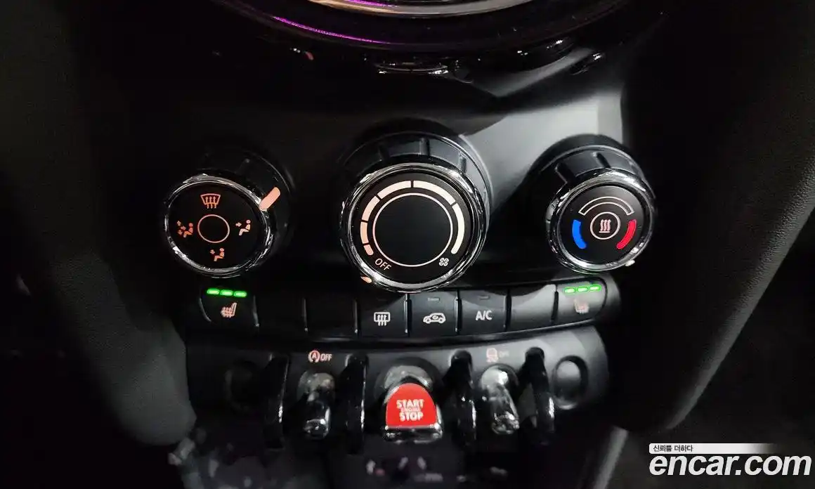 Mini Cooper 2016 1.5 Автомат в Москве № 200711, фото 11