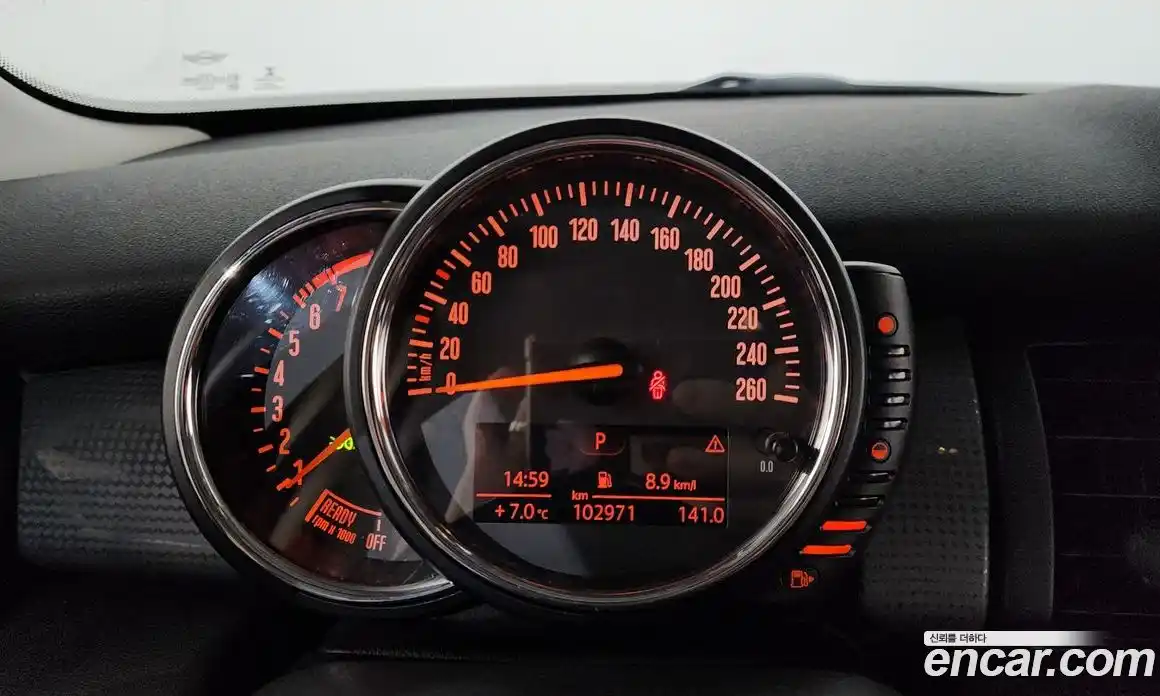 Mini Cooper 2016 1.5 Автомат в Москве № 200711, фото 7