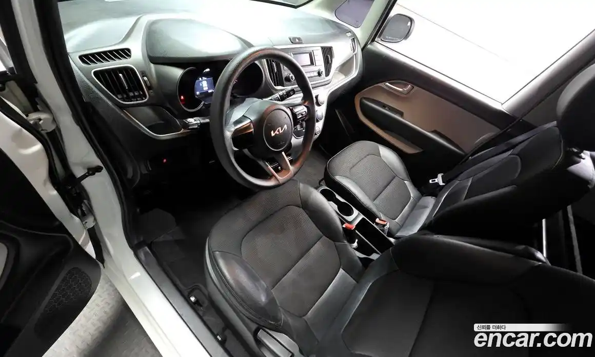 Kia Ray 2022 1.0 Автомат в Москве № 20309, фото 3