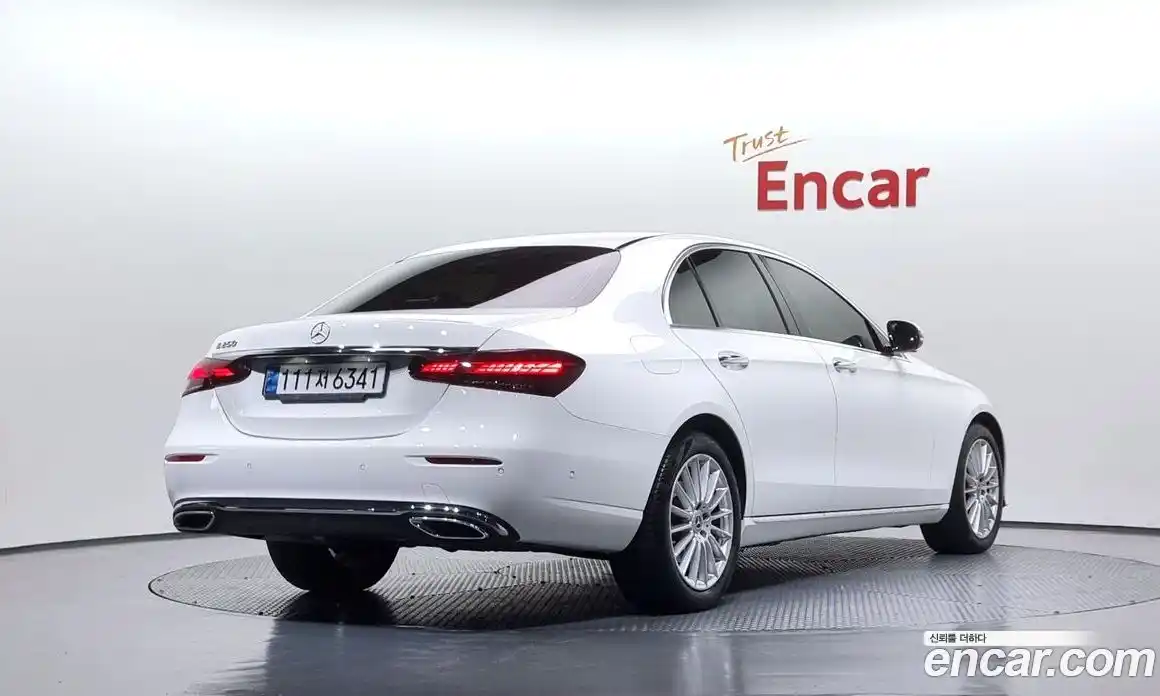 Mercedes-Benz E-Class 2022 2.0 Автомат в Москве № 204795, фото 13