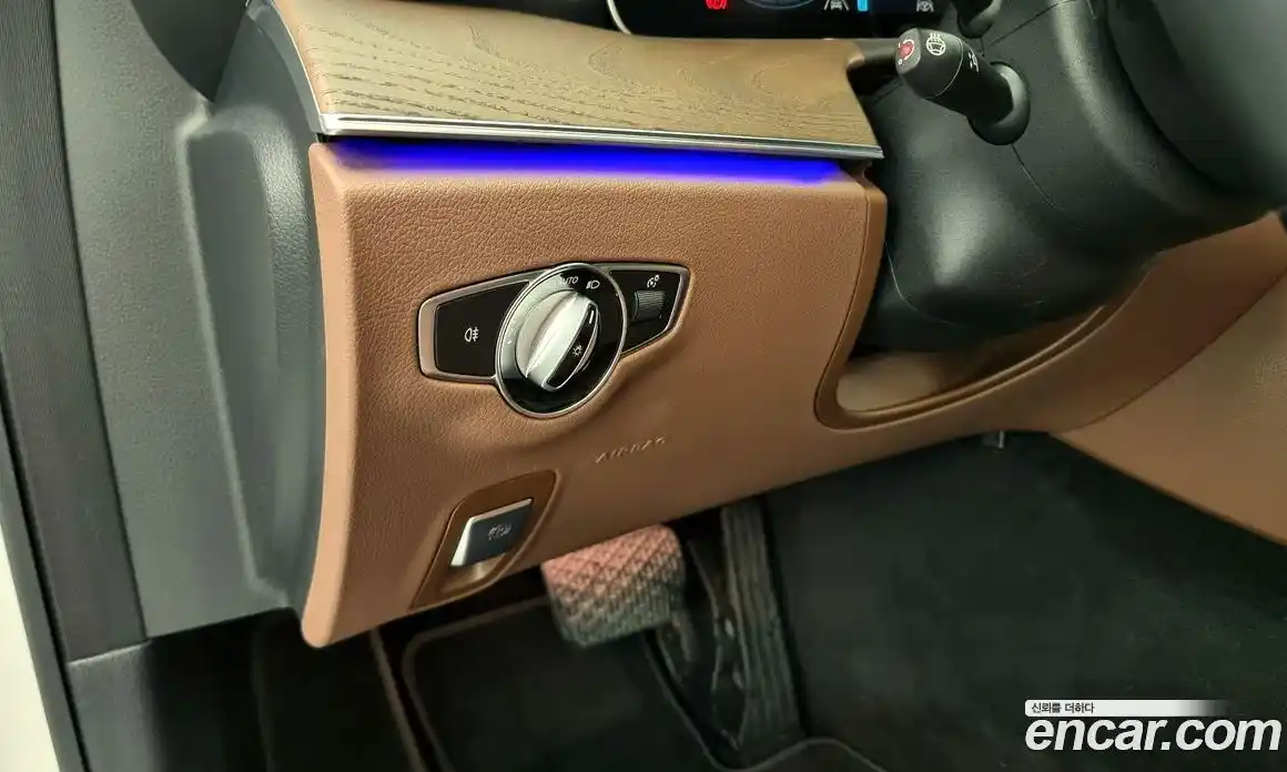 Mercedes-Benz E-Class 2022 2.0 Автомат в Москве № 204795, фото 14