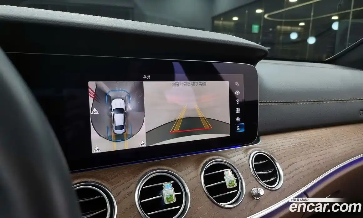 Mercedes-Benz E-Class 2022 2.0 Автомат в Москве № 204795, фото 6