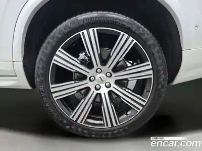 Volvo XC90 2025 2.0 Автомат в Москве № 205183, миниатюра 5