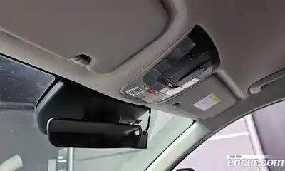 Kia Niro 2022 1.6 Автомат в Москве № 20547, миниатюра 2