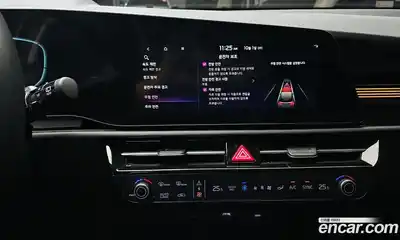 Kia Niro 2022 1.6 Автомат в Москве № 20547, миниатюра 6