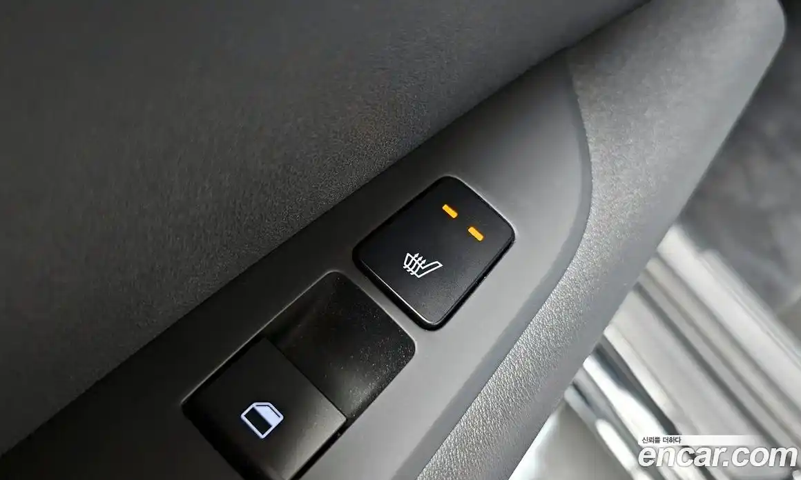 Kia Niro 2022 1.6 Автомат в Москве № 20547, фото 8