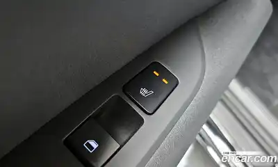 Kia Niro 2022 1.6 Автомат в Москве № 20547, миниатюра 8