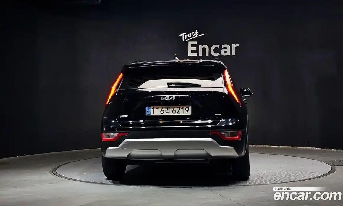 Kia Niro 2022 1.6 Автомат в Москве № 20547, фото 9